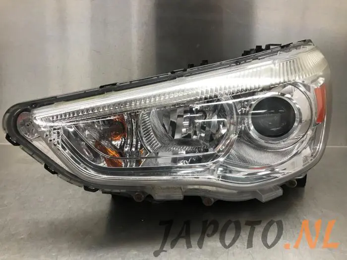 Koplamp links Mitsubishi ASX