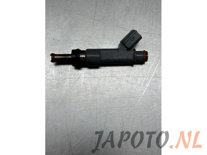 Injector (benzine injectie) Toyota C-HR