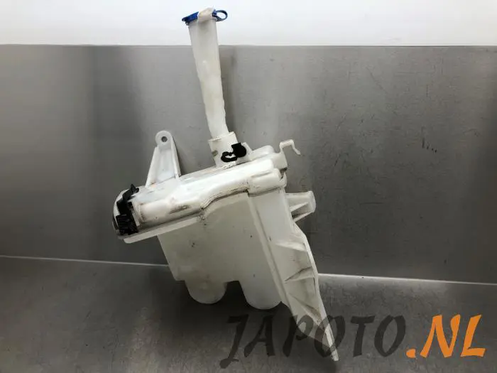 Ruitensproeiertank voor Toyota Auris