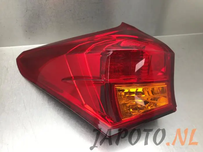 Achterlicht links Toyota Auris