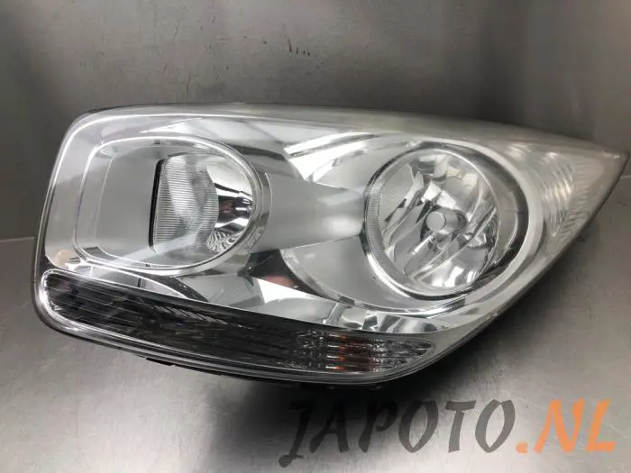 Koplamp links Kia Venga