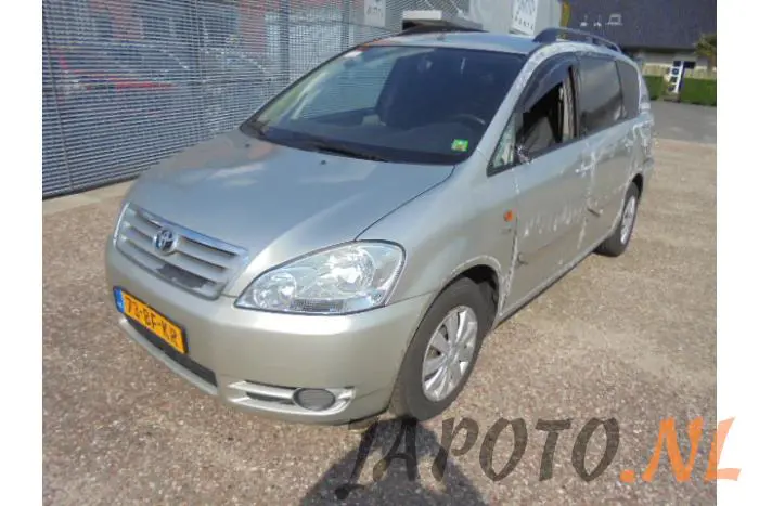 Toyota Avensis Verso